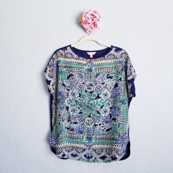 Lilly Pulitzer Medallion Palm Silk Short Sleeve Blouse - Picture 1 of 7